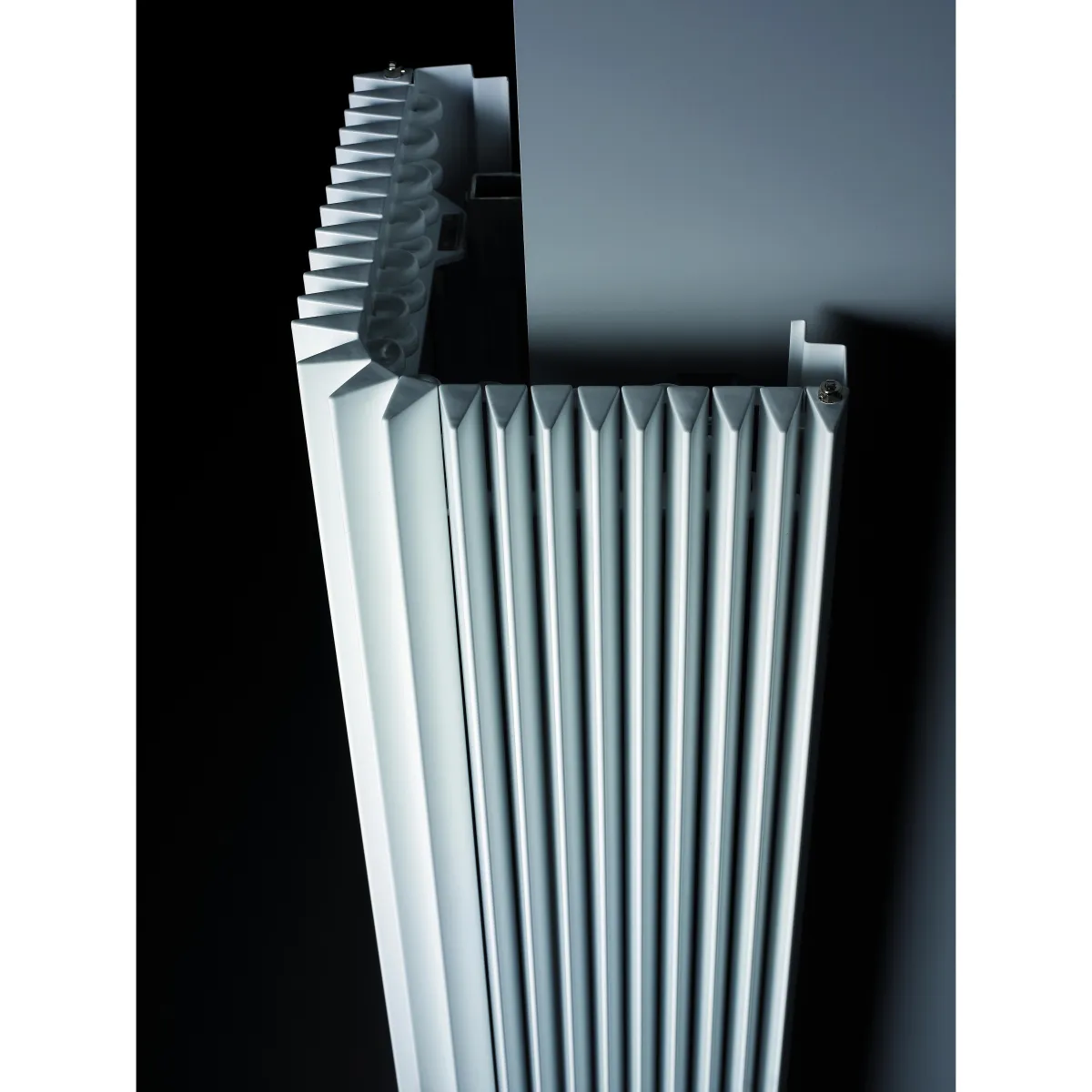 Jaga - Iguana Angula Plus - Linkse Hoek - 2200x400mm - 1978 Watt - Verkeerswit satin