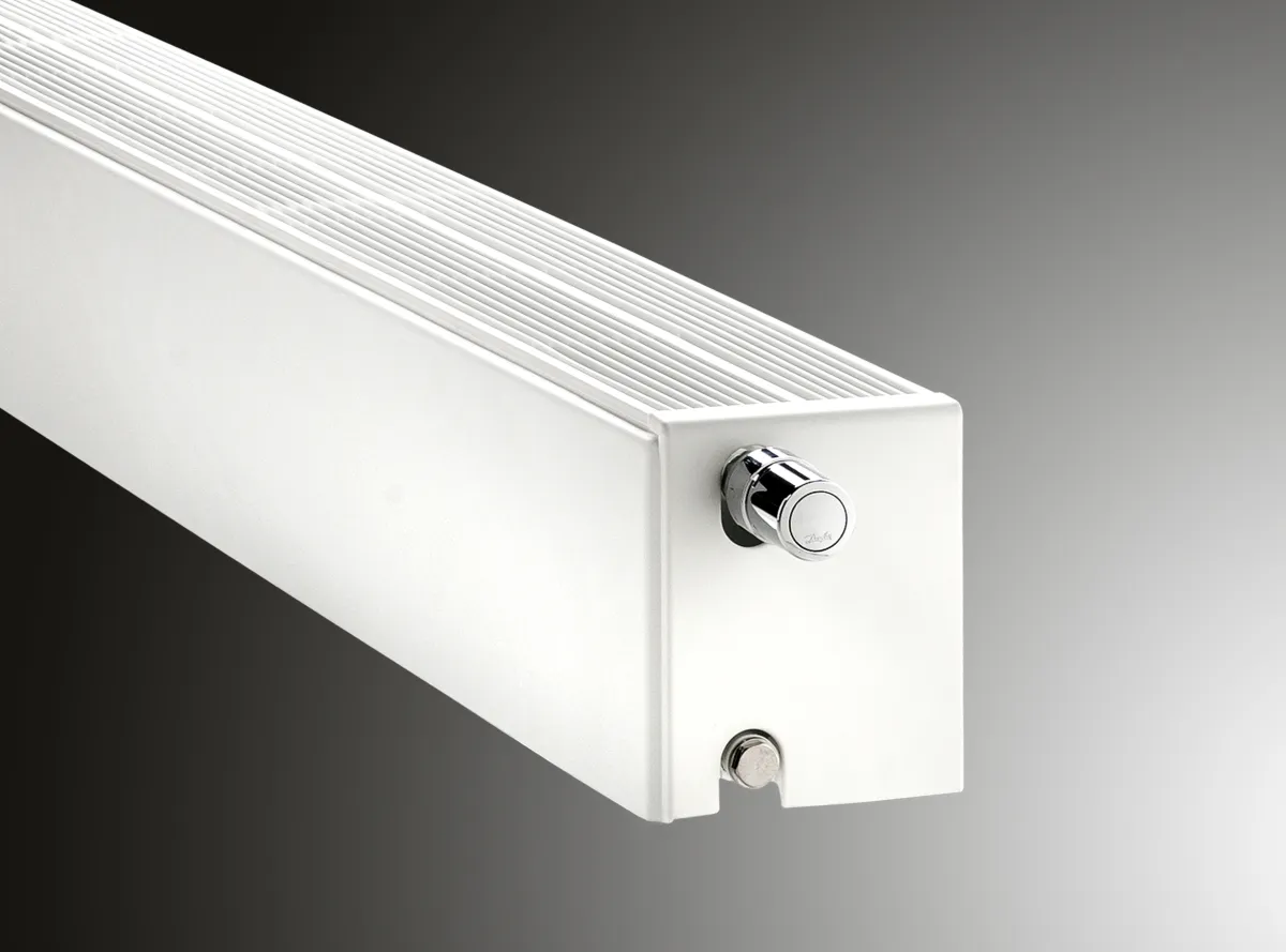 Vasco - FLAT PLINT-LINE - 200x3000x 163mm - type 33 -  2598 Watt - Wit